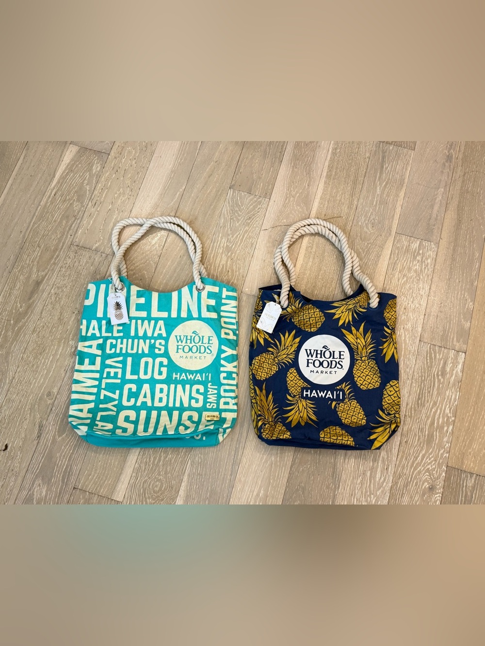 2 Whole Foods Market Exclusive Hawaii Design beach tote bag pineapple NWT